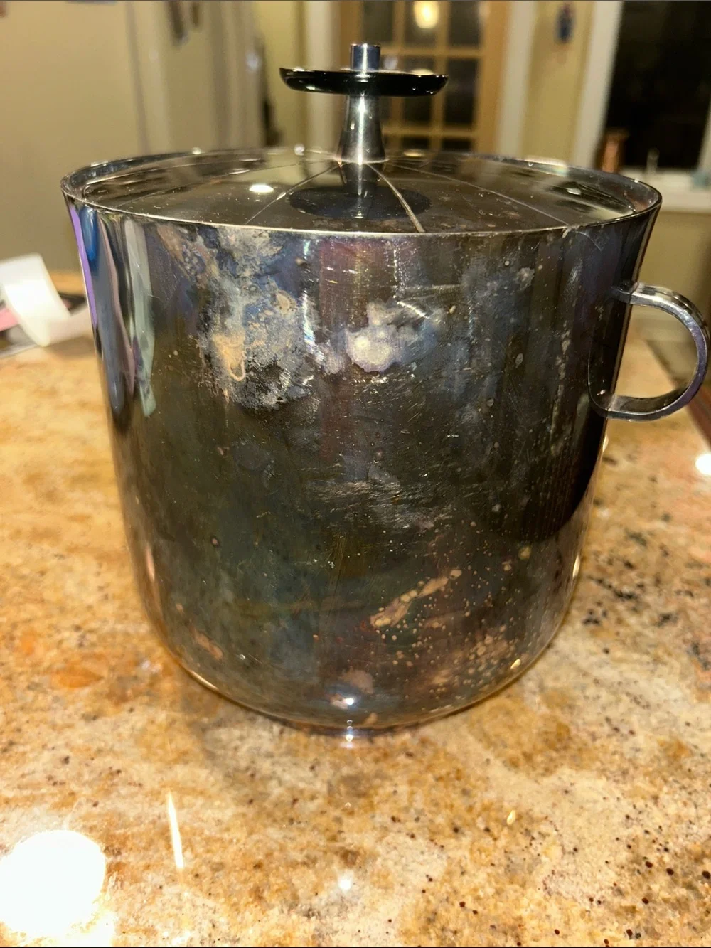 RARE!  MCM beautiful patina heirloom 700 silver plate, ice bucket